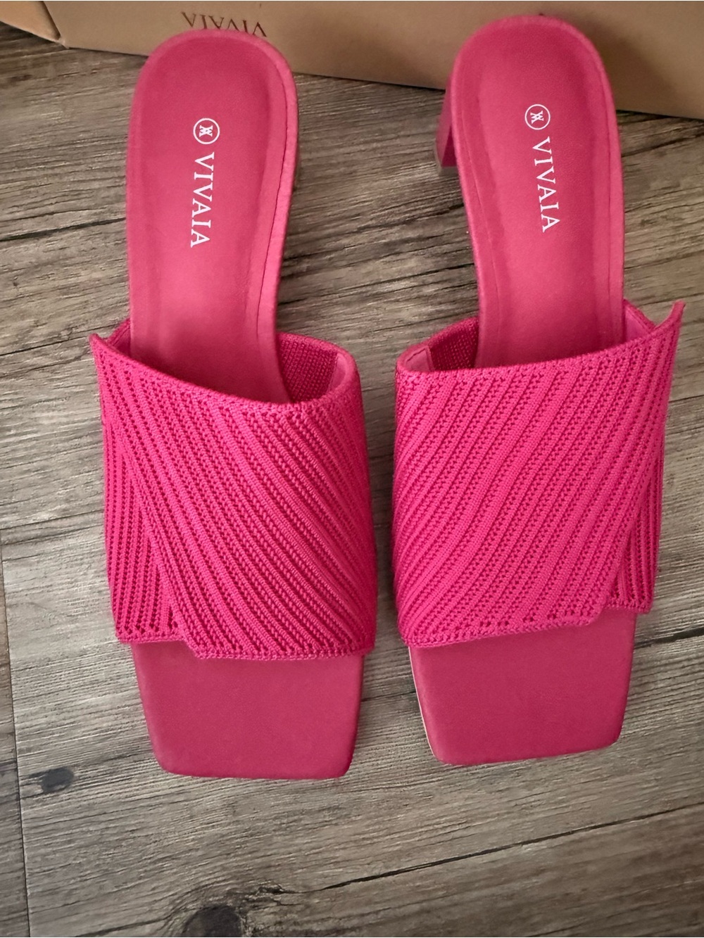 Vivaia Jade Pitaya- PINK SHOES
SIZE EU 37 = US size 6.5-7
EUC! - Picture 3 of 5